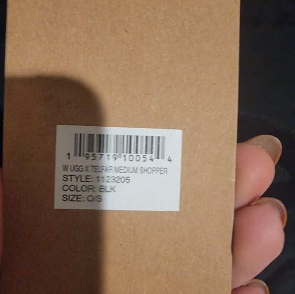 UGG x Telfar Medium Shopper Tote, Black - Picture 13 of 15